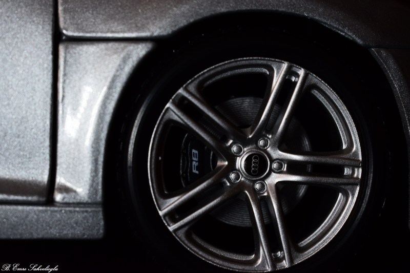 Illustration for article titled My First 1:18 Diecast (Audi R8)
